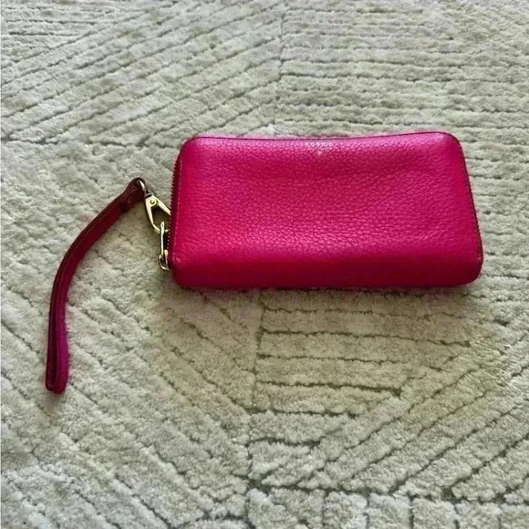 Fossil bright fuchsia wallet - Picture 1 of 9